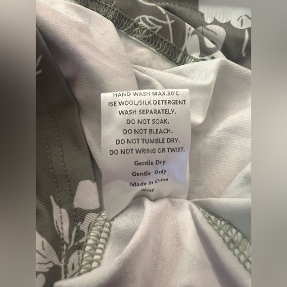 SHEIN / PARTHEA Green Floral Tie Shoulder Mermaid Hem Maxi Cami Dress Medium - Picture 6 of 9